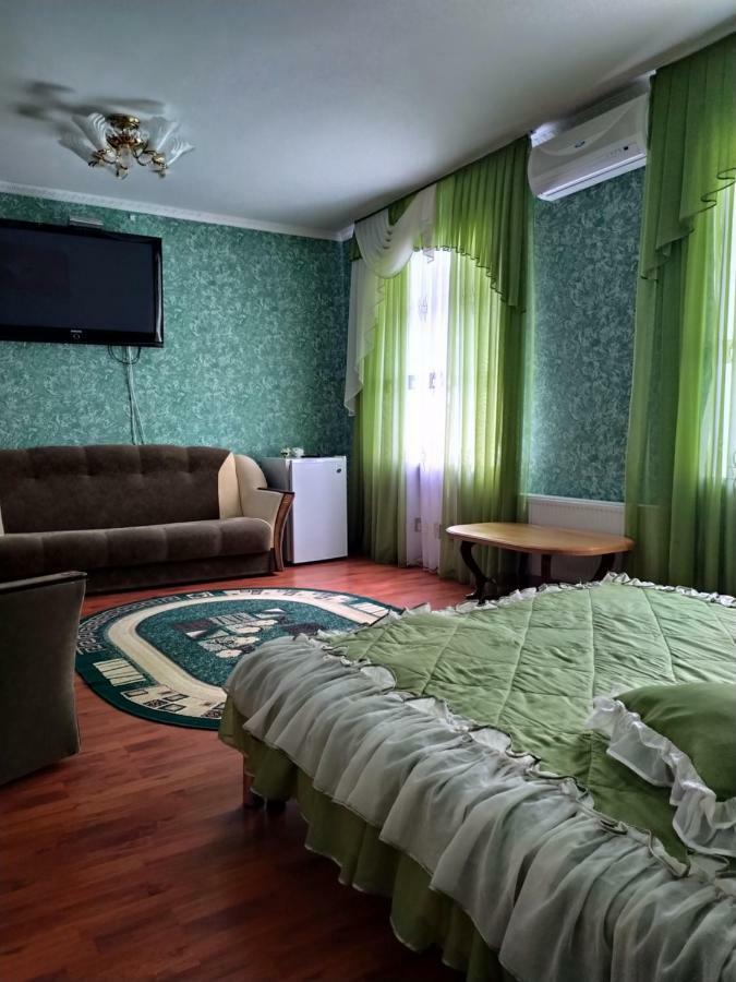 Hotel Tropicana Svitlovodsʼk Zewnętrze zdjęcie