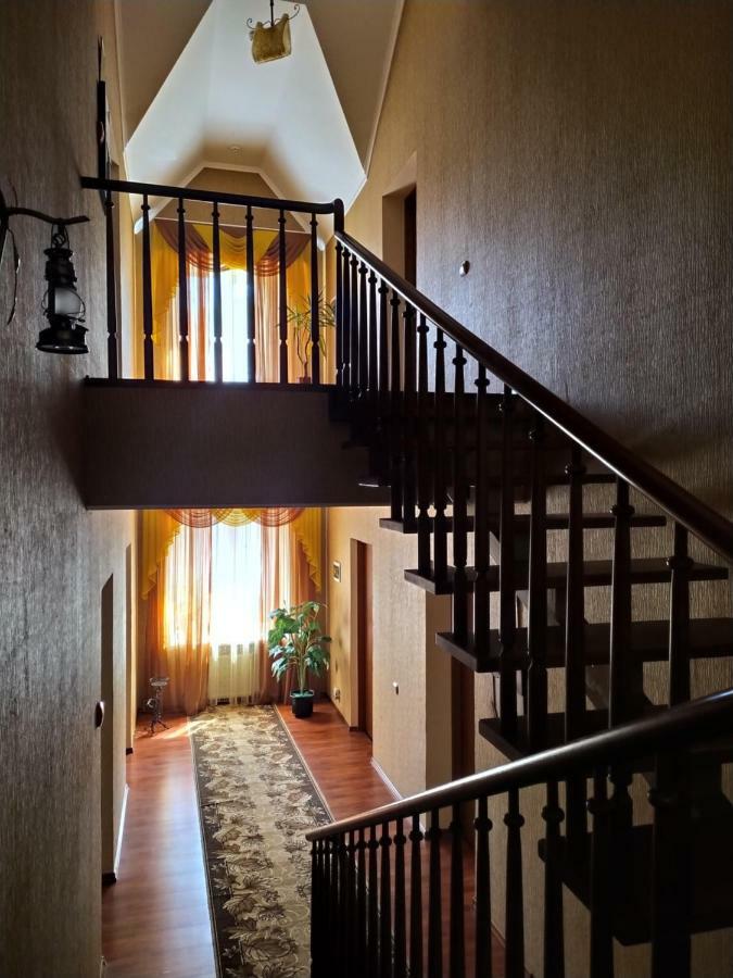 Hotel Tropicana Svitlovodsʼk Zewnętrze zdjęcie